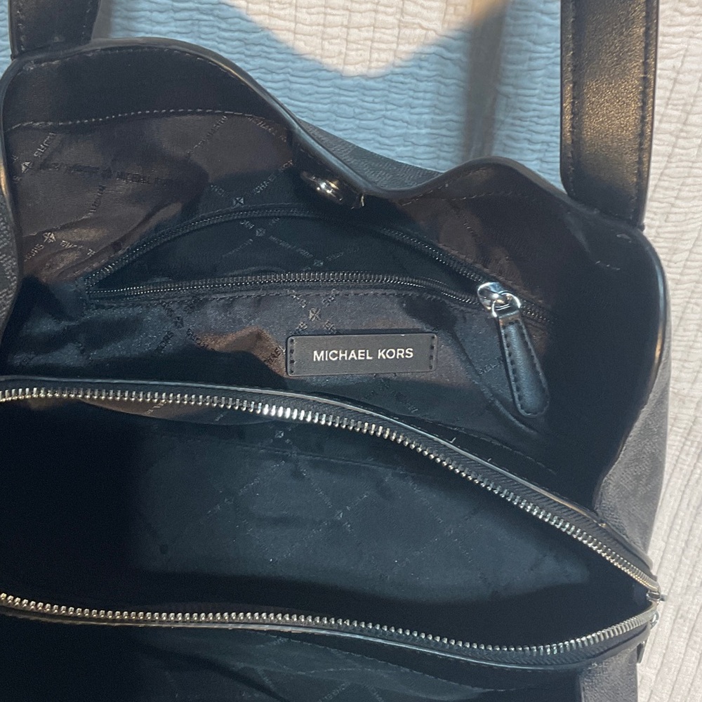 Michael Kors Black Shoulder Bag nwot - Picture 7 of 8